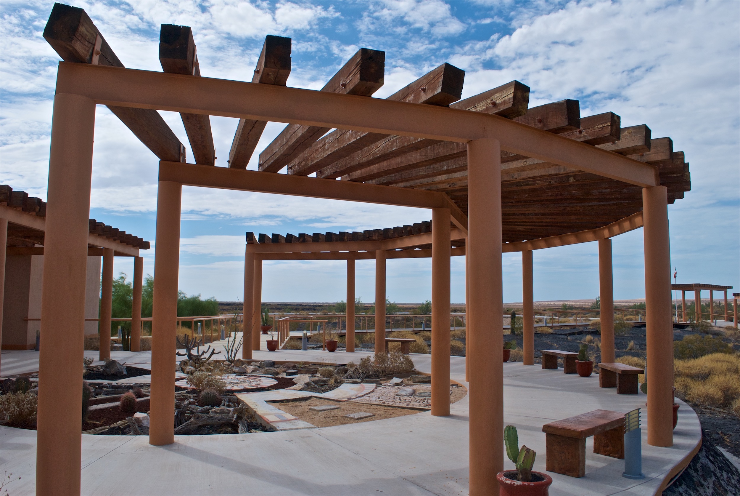 Courtyard at the Schuk Toak Visitor Center