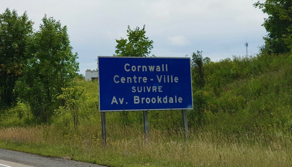 French language sign for downtown Cornwall, Ontario