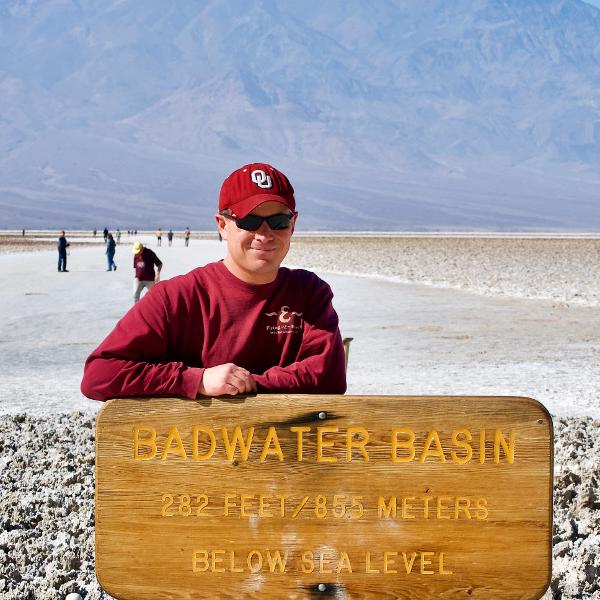 Badwater Basin photo cropped to 600x600 around the center using Python Pillow